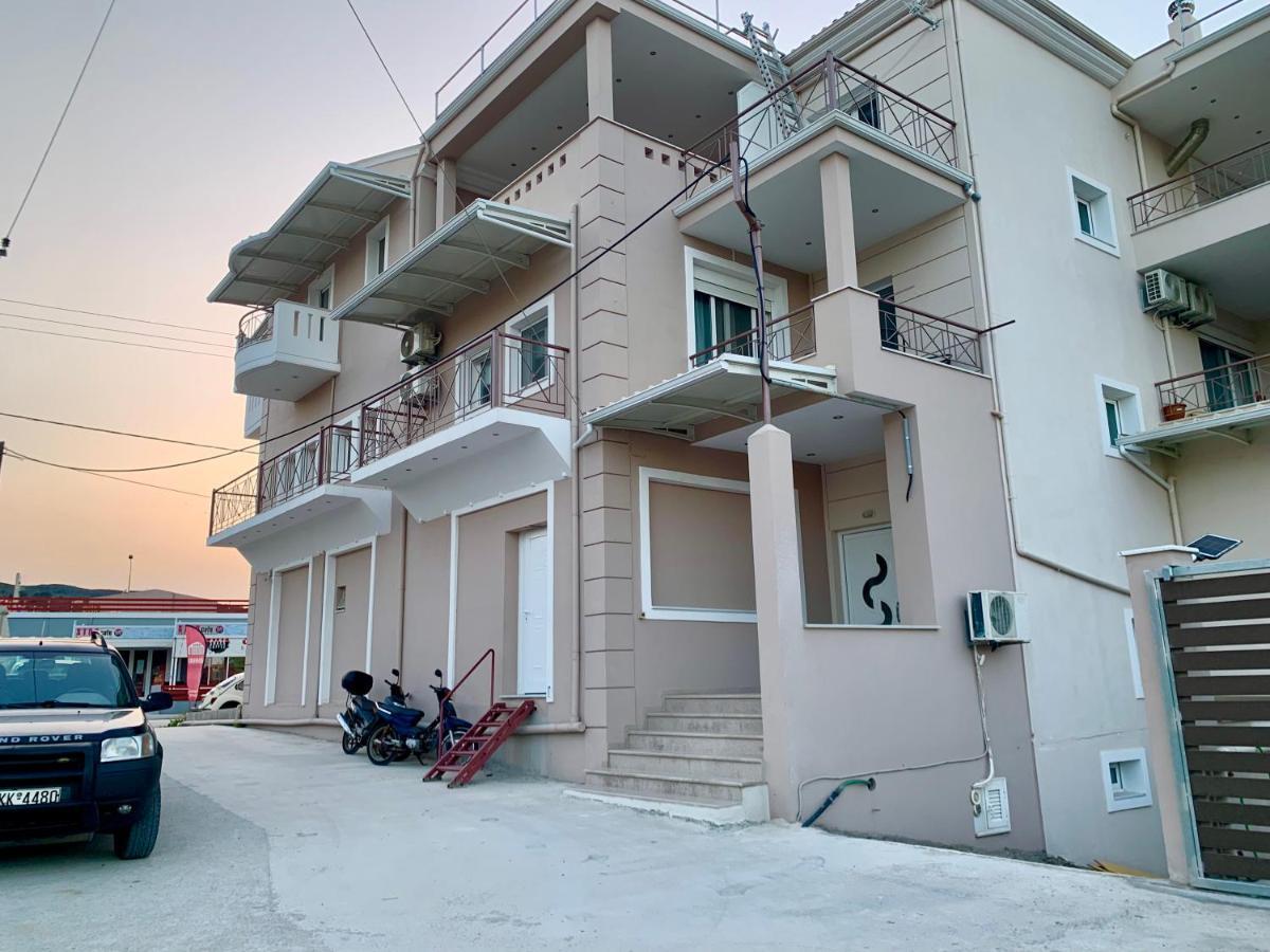 Rosa'S Apartments Lefkada City Luaran gambar